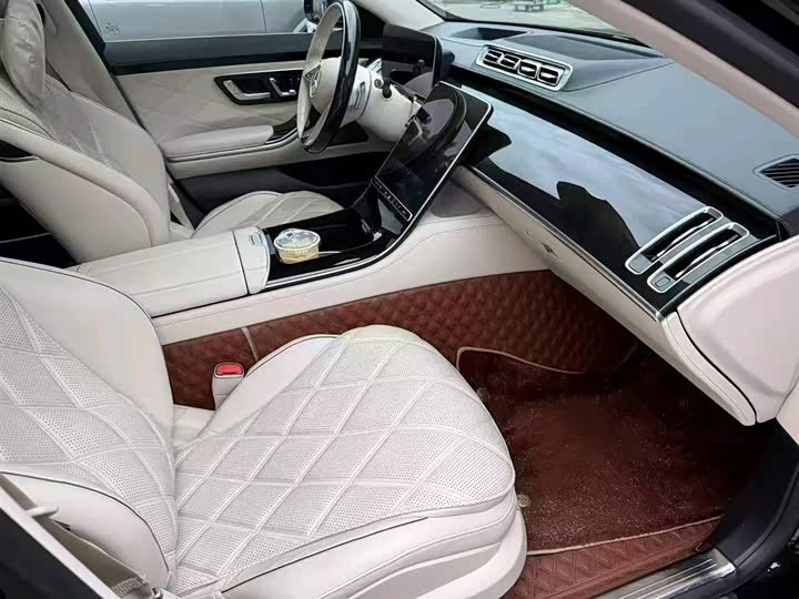 Фото 7 - Mercedes-Benz Maybach S-Class