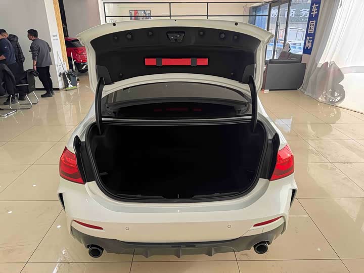 Фото 19 - BMW 1 Series