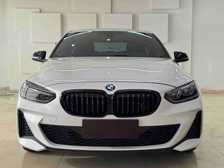 Фото 2 - BMW 1 Series