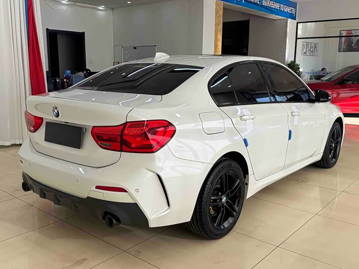 Фото 6 - BMW 1 Series