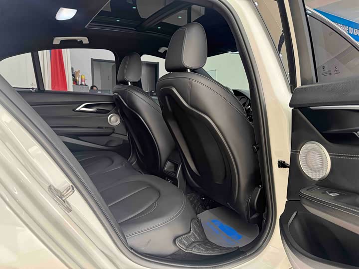 Фото 9 - BMW 1 Series