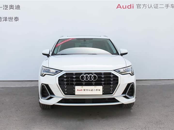 Фото 4 - Audi Q3