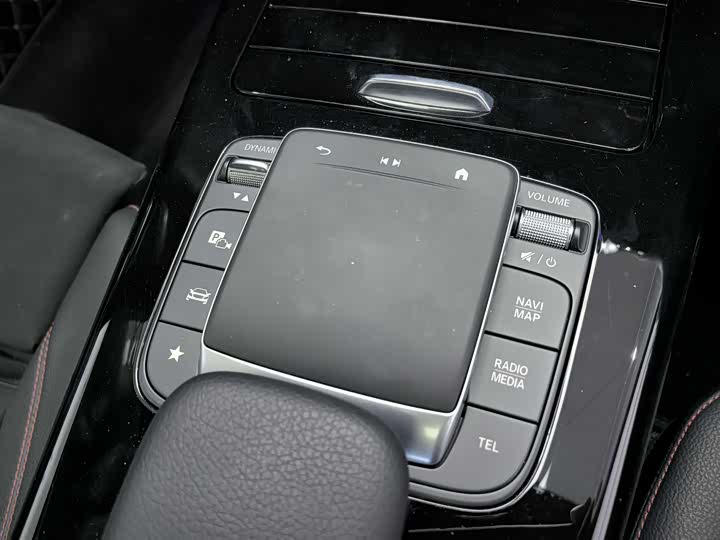 Фото 13 - Mercedes-Benz A-Class