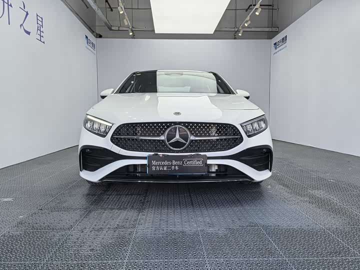 Фото 3 - Mercedes-Benz A-Class
