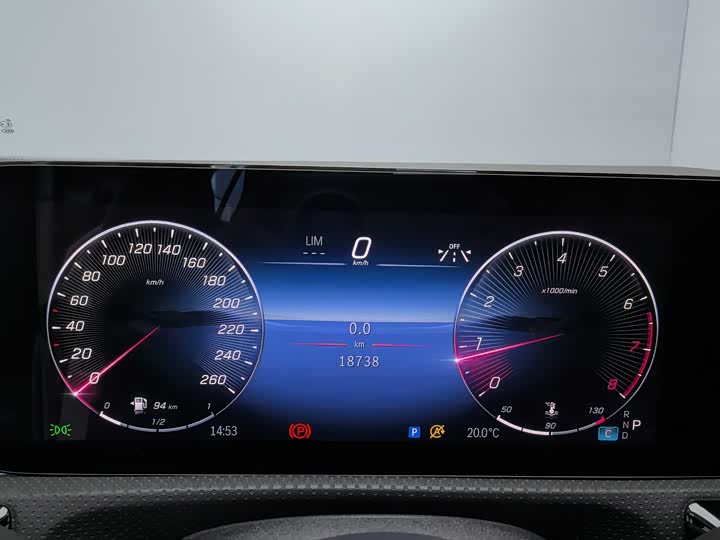 Фото 8 - Mercedes-Benz A-Class