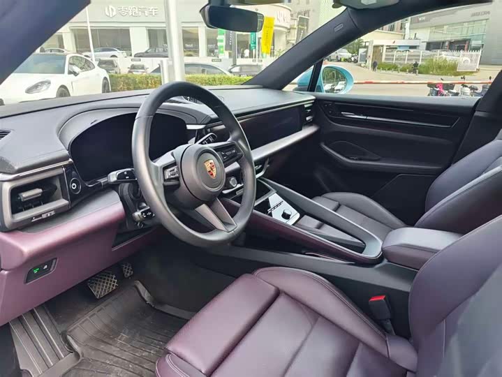 Фото 9 - Porsche Macan EV