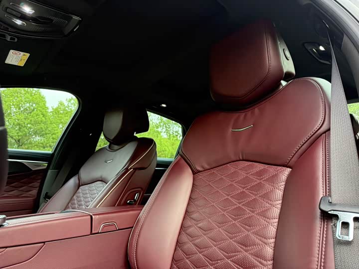 Фото 10 - Cadillac CT6