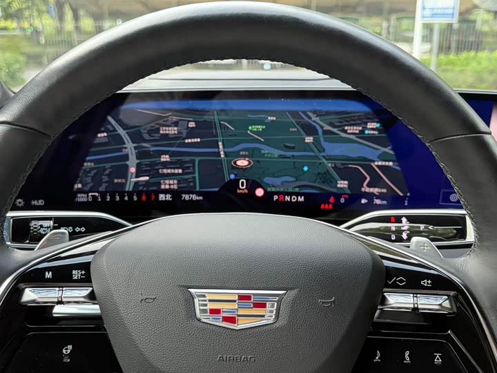 Фото 14 - Cadillac CT6