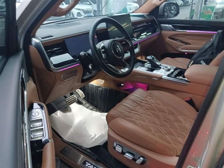 Фото 16 - Tank 500 Hybrid