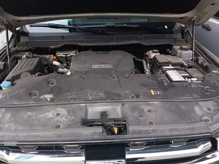 Фото 20 - Tank 500 Hybrid