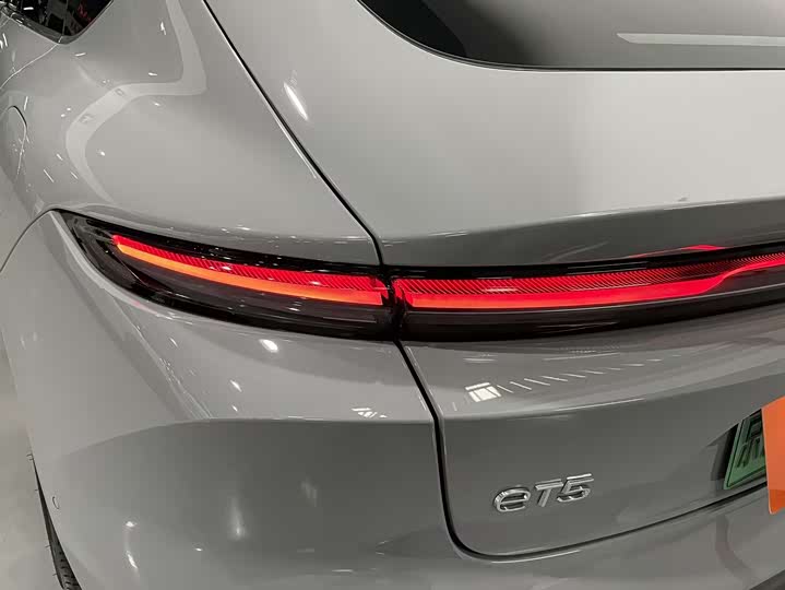 Фото 17 - Nio ET5