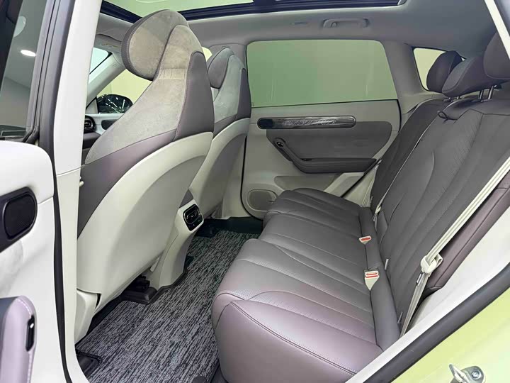 Фото 11 - Leapmotor C11