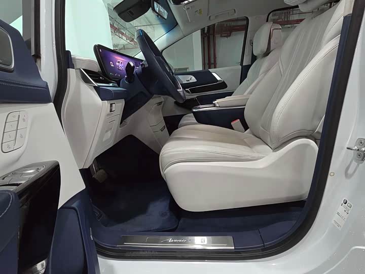 Фото 12 - Buick GL8 Century