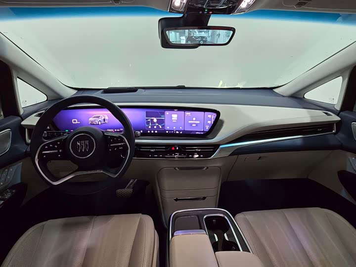 Фото 8 - Buick GL8 Century