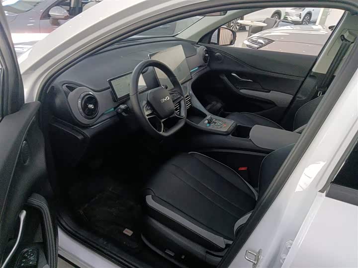 Фото 15 - BYD Sea Lion 05 DM-i Hybrid