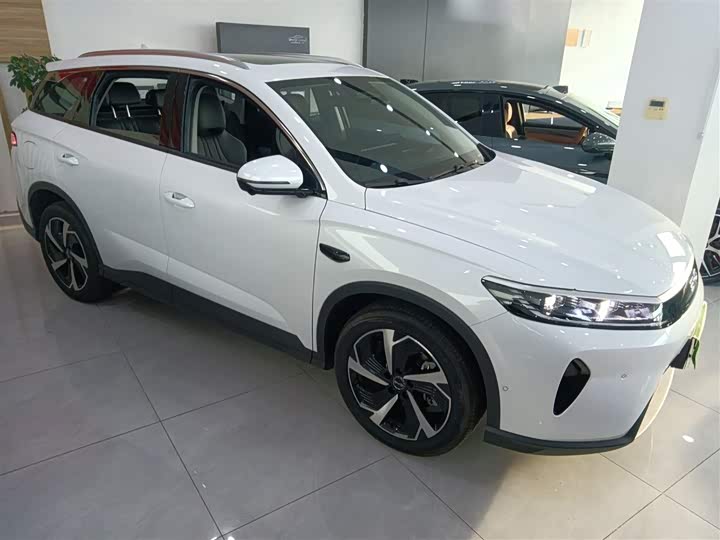 Фото 4 - BYD Sea Lion 05 DM-i Hybrid