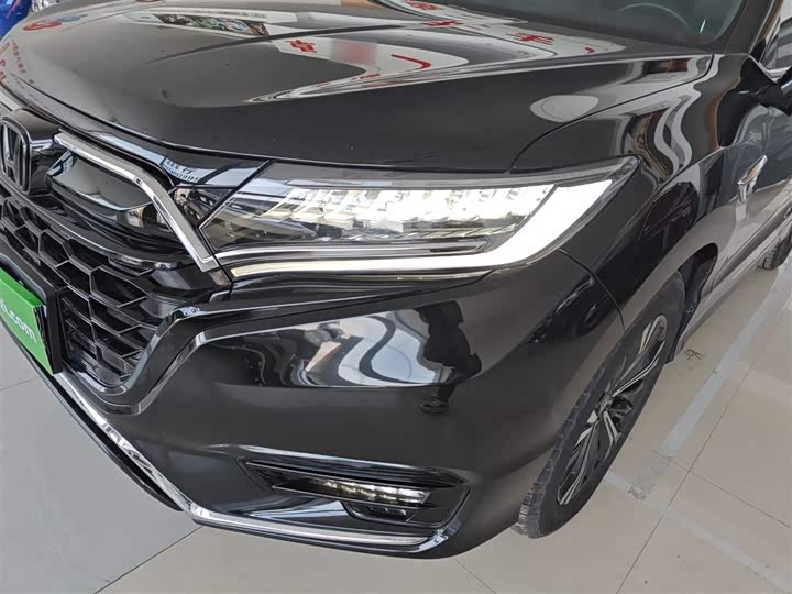 Фото 23 - Honda UR-V