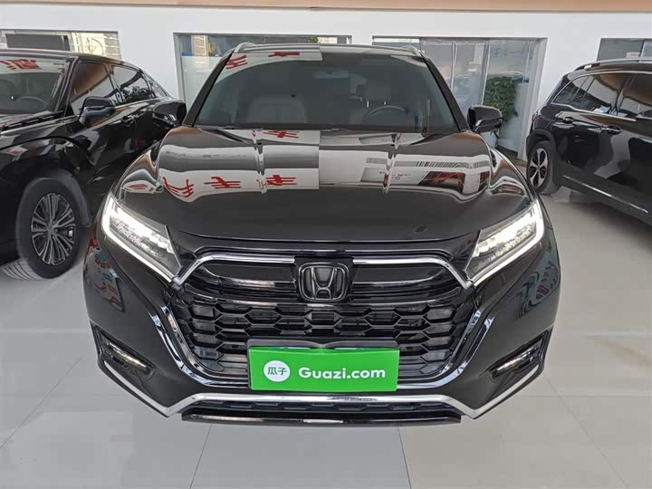 Фото 3 - Honda UR-V