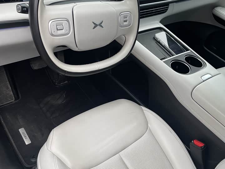 Фото 10 - XPeng G6