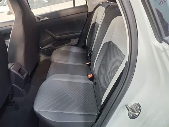 Фото 17 - Volkswagen Lavida