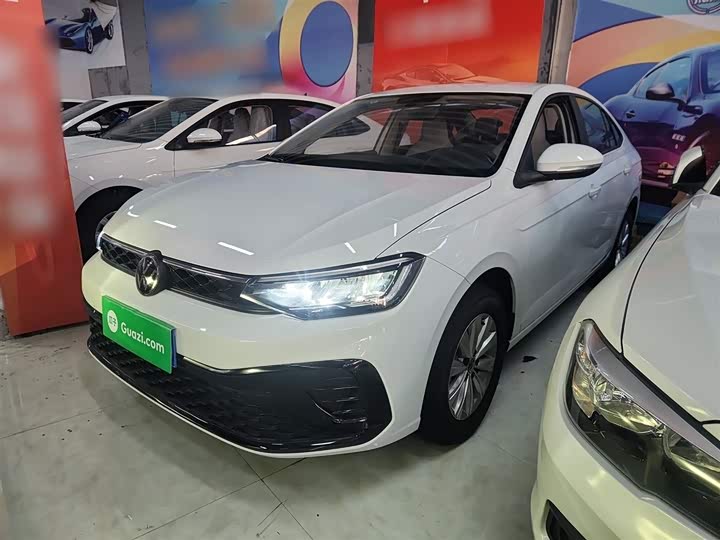 Фото 2 - Volkswagen Lavida