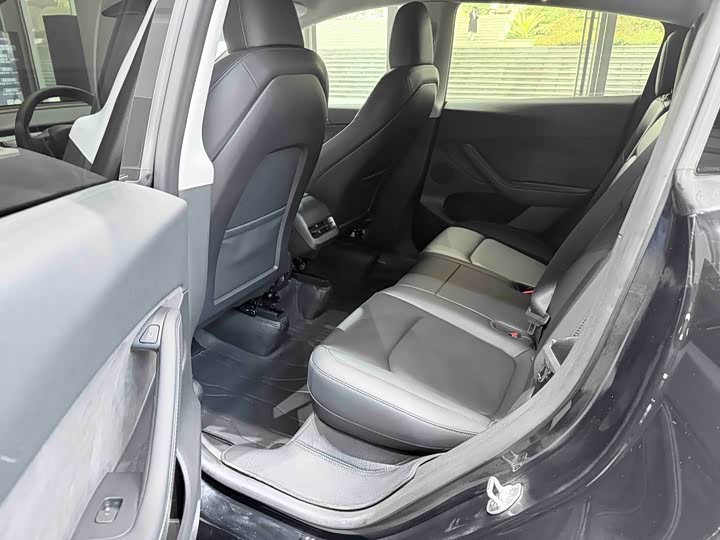 Фото 5 - Tesla Model Y