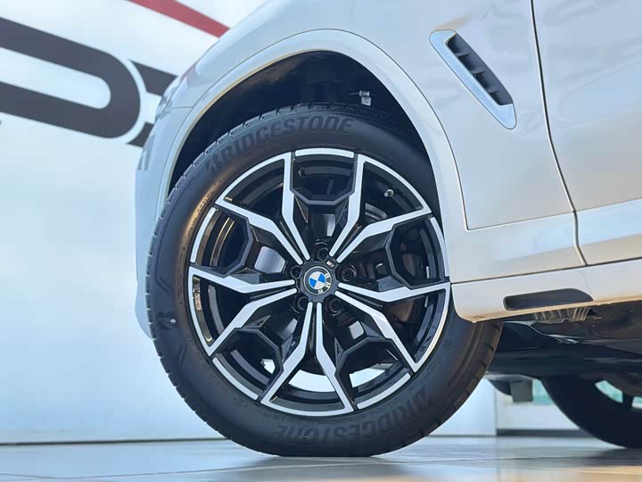 Фото 19 - BMW X3