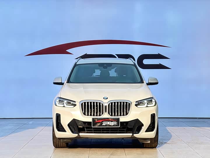 Фото 2 - BMW X3