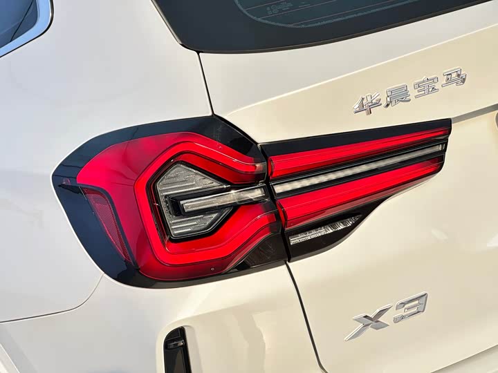 Фото 23 - BMW X3