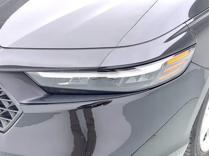 Фото 14 - Honda Accord