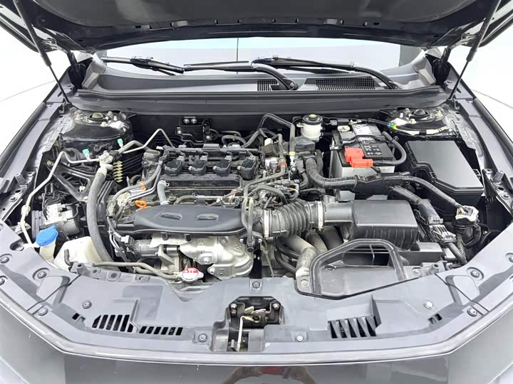 Фото 4 - Honda Accord