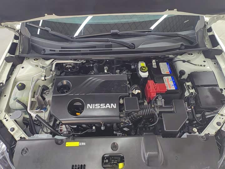 Фото 10 - Nissan Sylphy