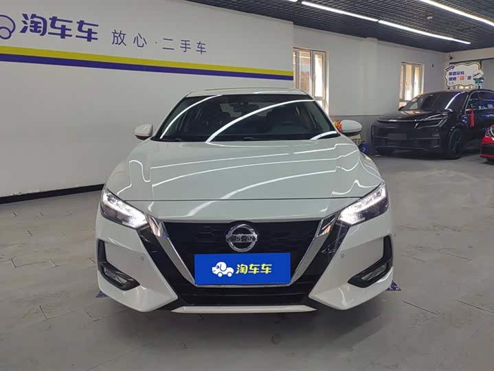 Фото 2 - Nissan Sylphy