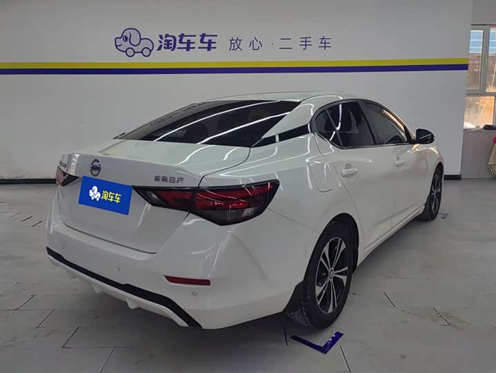 Фото 3 - Nissan Sylphy