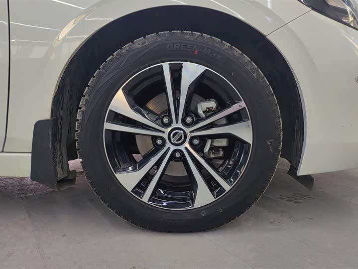 Фото 6 - Nissan Sylphy