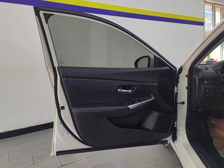 Фото 7 - Nissan Sylphy