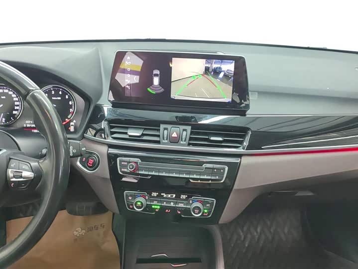 Фото 13 - BMW X1