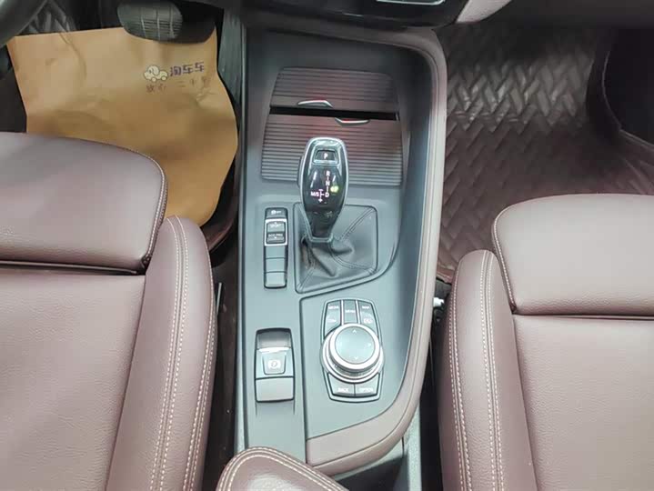 Фото 16 - BMW X1