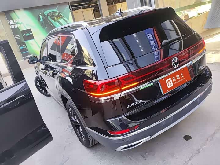 Фото 2 - Volkswagen Teramont Pro