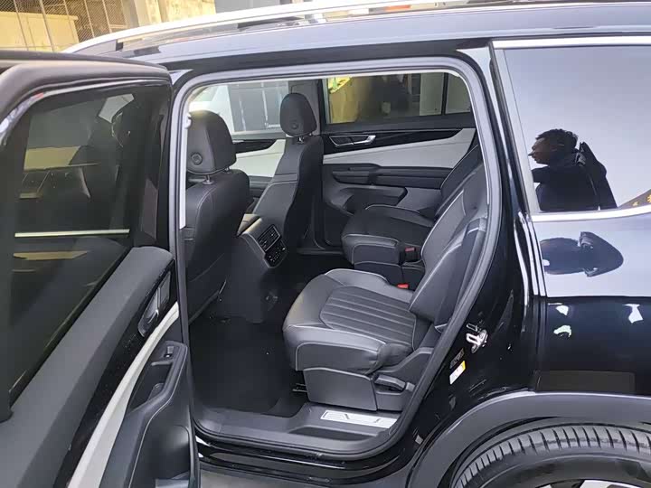 Фото 8 - Volkswagen Teramont Pro