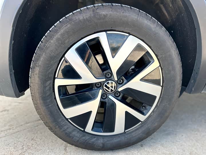 Фото 12 - Volkswagen Tayron