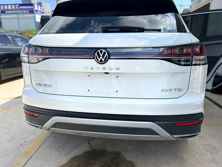 Фото 18 - Volkswagen Tayron