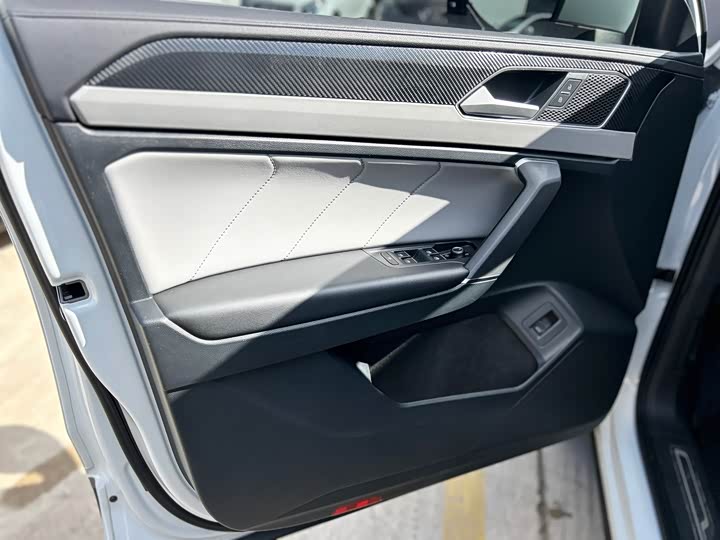 Фото 36 - Volkswagen Tayron