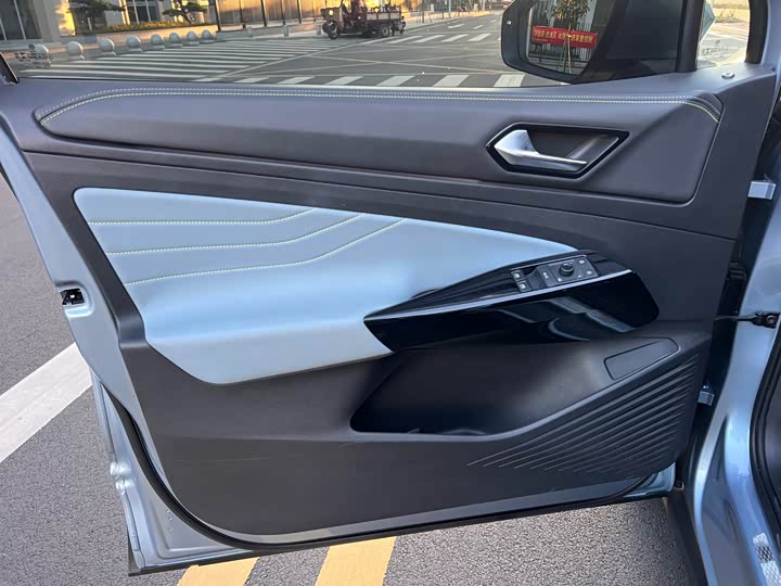 Фото 15 - Volkswagen ID.4 X