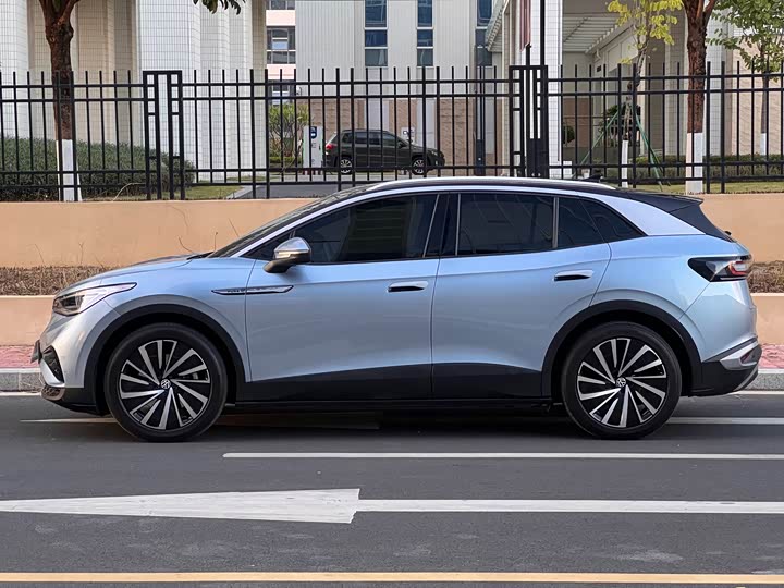 Фото 4 - Volkswagen ID.4 X