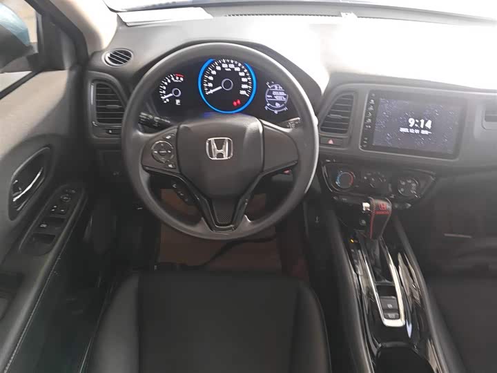 Фото 11 - Honda Vezel