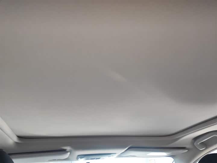 Фото 18 - Honda Vezel