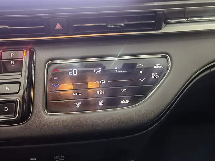 Фото 12 - Honda Odyssey