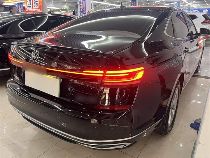 Фото 6 - Volkswagen Passat