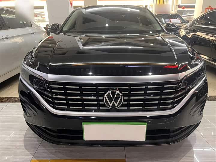 Фото 9 - Volkswagen Passat